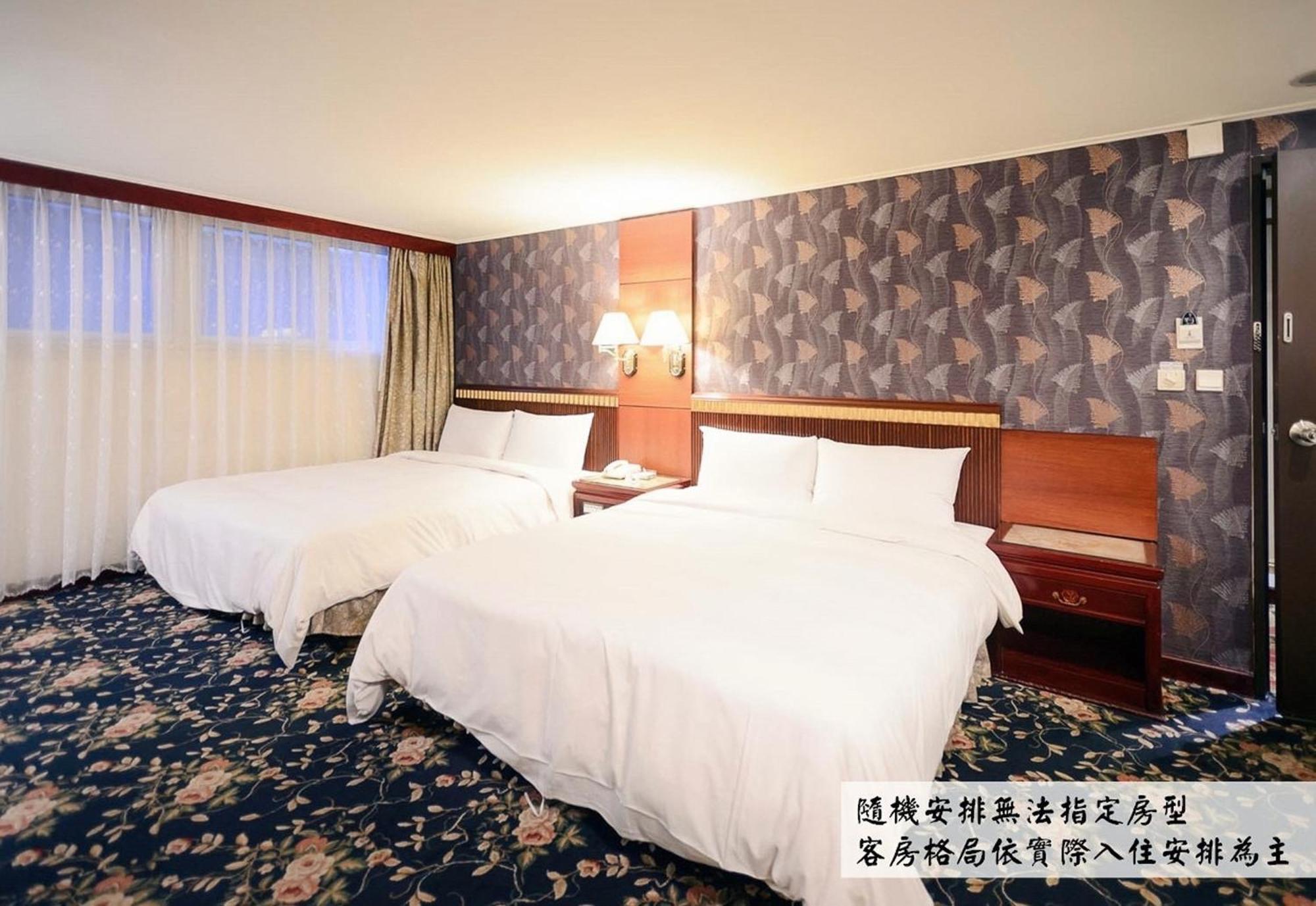 Kiwi Hotel Mrt Wenxin Branch Taichung Eksteriør bilde