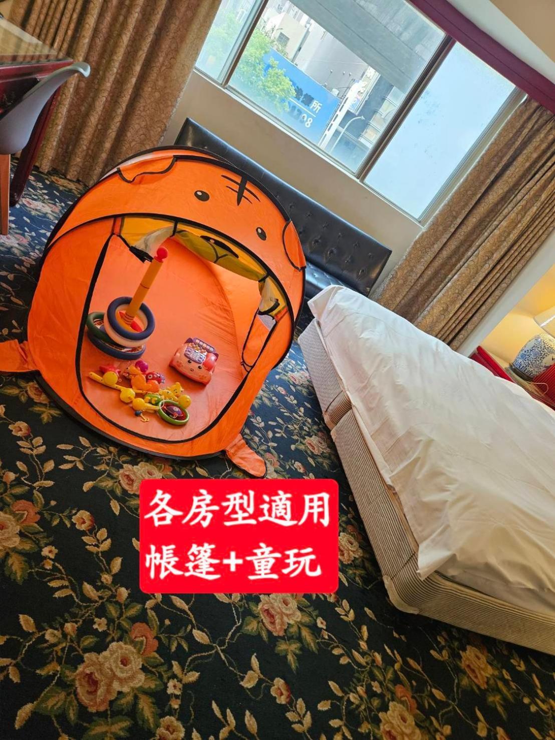 Kiwi Hotel Mrt Wenxin Branch Taichung Eksteriør bilde